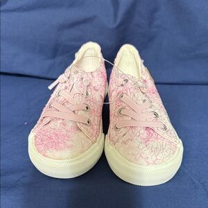 Pink Lace Kids Sneakers